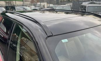 Land Rover Discovery Sport 2.0 Si4 HSE Luxury SUV 5dr Petrol Auto 4WD Euro 6 (s/s) (240 ps)