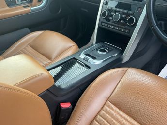 Land Rover Discovery Sport 2.0 Si4 HSE Luxury SUV 5dr Petrol Auto 4WD Euro 6 (s/s) (240 ps)