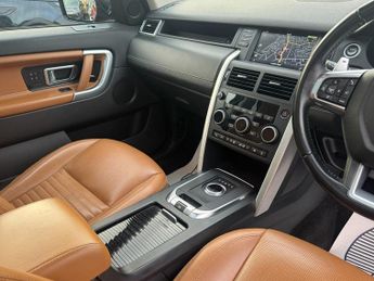 Land Rover Discovery Sport 2.0 Si4 HSE Luxury SUV 5dr Petrol Auto 4WD Euro 6 (s/s) (240 ps)