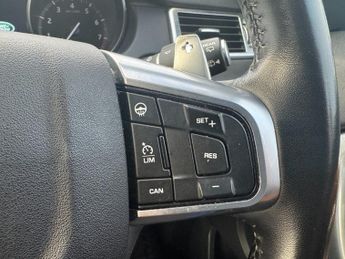 Land Rover Discovery Sport 2.0 Si4 HSE Luxury SUV 5dr Petrol Auto 4WD Euro 6 (s/s) (240 ps)