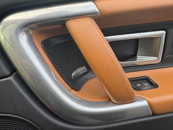 Land Rover Discovery Sport 2.0 Si4 HSE Luxury SUV 5dr Petrol Auto 4WD Euro 6 (s/s) (240 ps)