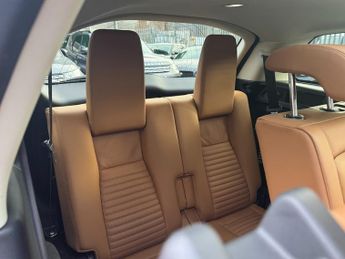 Land Rover Discovery Sport 2.0 Si4 HSE Luxury SUV 5dr Petrol Auto 4WD Euro 6 (s/s) (240 ps)