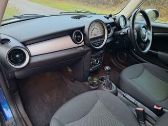 MINI Hatch 1.6 Cooper Hatchback 3dr Petrol (122 ps)