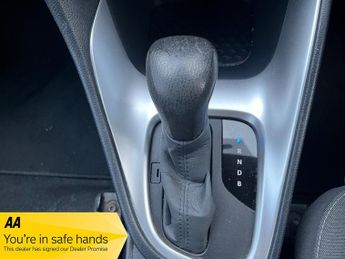 Toyota Yaris ICON (1 OWNER-WARRANTY)