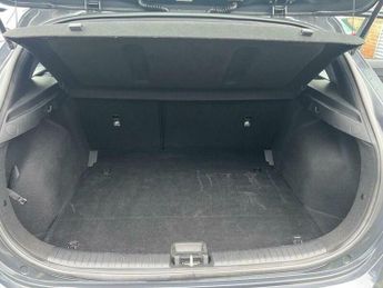 Kia Ceed 1.6 CRDi MHEV 2 NAV Euro 6 (s/s) 5dr