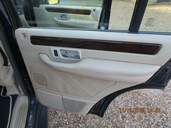 Land Rover Range Rover 4.6 V8 Vogue Station Wagon 5dr
