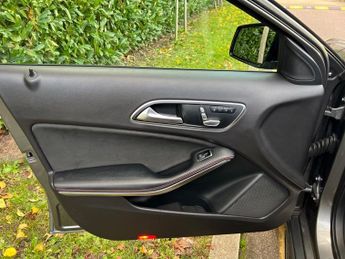 Mercedes GLA GLA 220 D 4MATIC AMG LINE PREMIUM PLUS