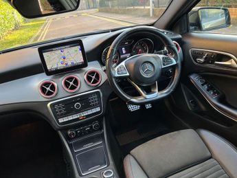 Mercedes GLA GLA 220 D 4MATIC AMG LINE PREMIUM PLUS