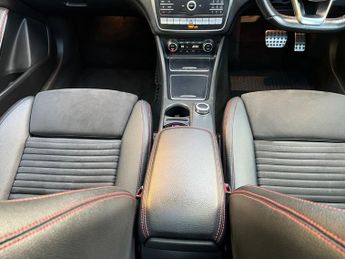 Mercedes GLA GLA 220 D 4MATIC AMG LINE PREMIUM PLUS