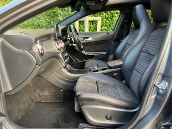 Mercedes GLA GLA 220 D 4MATIC AMG LINE PREMIUM PLUS