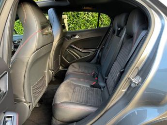 Mercedes GLA GLA 220 D 4MATIC AMG LINE PREMIUM PLUS