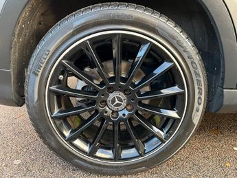 Mercedes GLA GLA 220 D 4MATIC AMG LINE PREMIUM PLUS