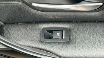 BMW 3 SERIES 2.0 330e 7.6kWh Sport Saloon 4dr Petrol Plug-in Hybrid Auto Euro