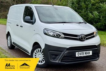 Toyota Proace 1.6D Icon Compact Panel Van 6dr Diesel Manual SWB Euro 6 (95 ps)