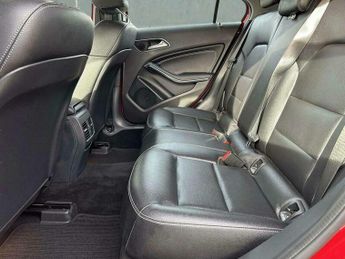 Mercedes-Benz A Class 1.5 A180d Sport (Premium) 7G-DCT Euro 6 (s/s) 5dr