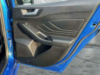 Ford Focus 1.5T EcoBoost ST-Line X Auto Euro 6 (s/s) 5dr