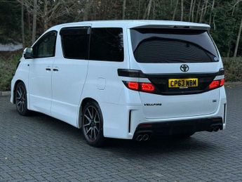 Toyota Vellfire G
