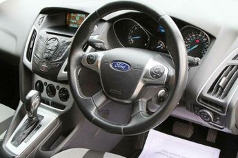 Ford Focus 1.6 Zetec Powershift Euro 5 5dr