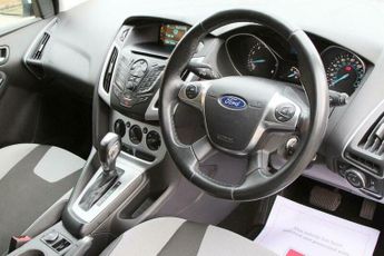 Ford Focus 1.6 Zetec Powershift Euro 5 5dr