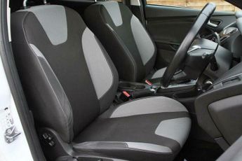 Ford Focus 1.6 Zetec Powershift Euro 5 5dr