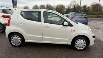 Nissan Pixo 1.0 n-tec Euro 5 5dr