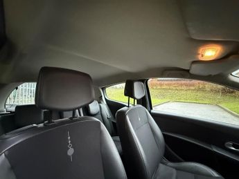 Renault Clio DYNAMIQUE TOMTOM 16V