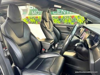 Tesla Model X PERFORMANCE LUDICROUS AWD [LUDICROUS 7 SEATER]