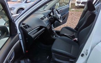 Suzuki Swift 1.2 SZ4 Hatchback 5dr Petrol Auto Euro 5 (94 ps)