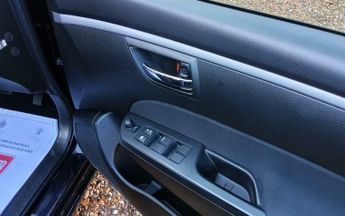 Suzuki Swift 1.2 SZ4 Hatchback 5dr Petrol Auto Euro 5 (94 ps)