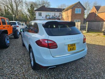 Porsche Cayenne 3.6 SUV 5dr Petrol TiptronicS 4WD Euro 5 (s/s) (300 ps)