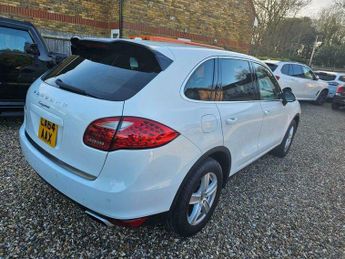 Porsche Cayenne 3.6 SUV 5dr Petrol TiptronicS 4WD Euro 5 (s/s) (300 ps)