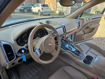 Porsche Cayenne 3.6 SUV 5dr Petrol TiptronicS 4WD Euro 5 (s/s) (300 ps)
