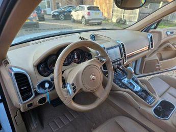 Porsche Cayenne 3.6 SUV 5dr Petrol TiptronicS 4WD Euro 5 (s/s) (300 ps)