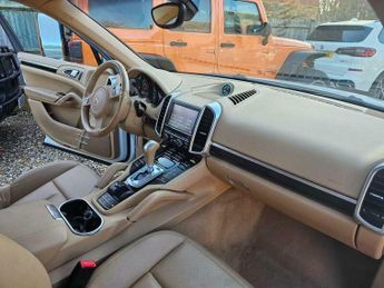 Porsche Cayenne 3.6 SUV 5dr Petrol TiptronicS 4WD Euro 5 (s/s) (300 ps)