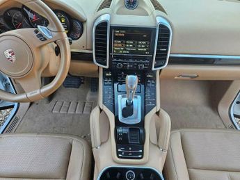 Porsche Cayenne 3.6 SUV 5dr Petrol TiptronicS 4WD Euro 5 (s/s) (300 ps)