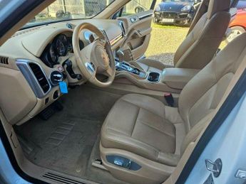 Porsche Cayenne 3.6 SUV 5dr Petrol TiptronicS 4WD Euro 5 (s/s) (300 ps)