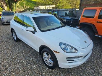 Porsche Cayenne 3.6 SUV 5dr Petrol TiptronicS 4WD Euro 5 (s/s) (300 ps)
