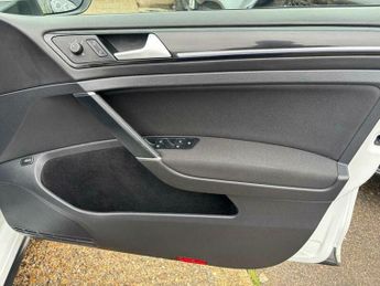 Volkswagen Golf 1.4 TSI GTE DSG Euro 6 (s/s) 5dr