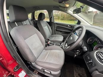 Ford Focus LX 16V