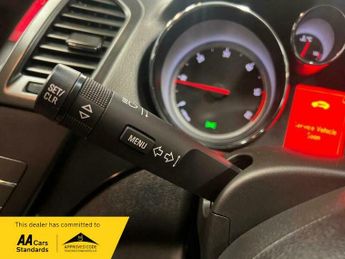 Vauxhall Insignia 2.0 CDTi SRi Auto Euro 5 5dr