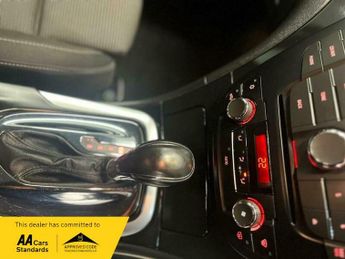 Vauxhall Insignia 2.0 CDTi SRi Auto Euro 5 5dr