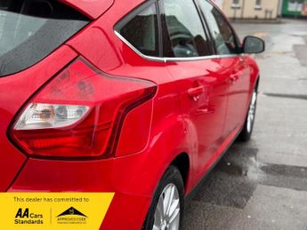 Ford Focus 1.6 Titanium Powershift Euro 5 5dr