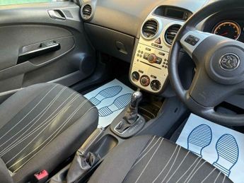 Vauxhall Corsa 1.4i 16v Exclusiv 3dr
