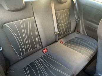 Vauxhall Corsa 1.4i 16v Exclusiv 3dr