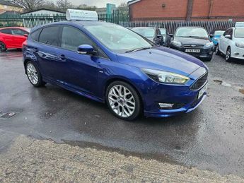Ford Focus 1.0T EcoBoost ST-Line Euro 6 (s/s) 5dr