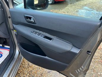 Peugeot 3008 E-HDI ALLURE