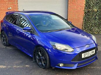 Ford Focus 2.0T EcoBoost ST-2 Euro 5 (s/s) 5dr