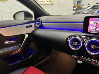 Mercedes CLA CLA 200h MHEV AMG LINE EXECUTIVE