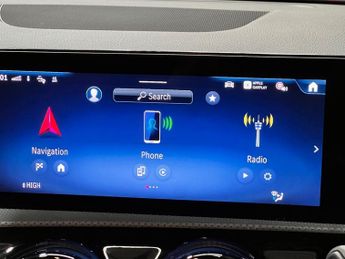 Mercedes SLR McLaren CLA 200 AMG LINE EXECUTIVE