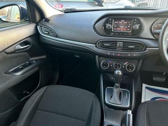 Fiat Tipo 1.6 MultiJetII Lounge DDCT Euro 6 (s/s) 5dr
